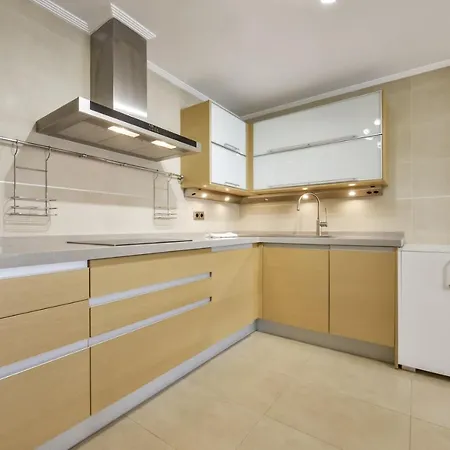 Guzman - Marjaleta Apartment